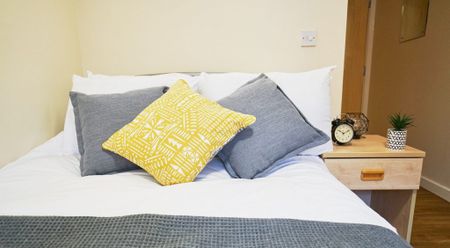 Gold Ensuite - Photo 4