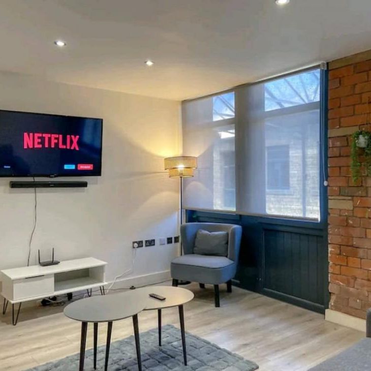 2 bedroom flat to rent - Photo 2