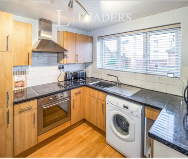 2 bedroom flat to rent - Photo 6 | Rentumo