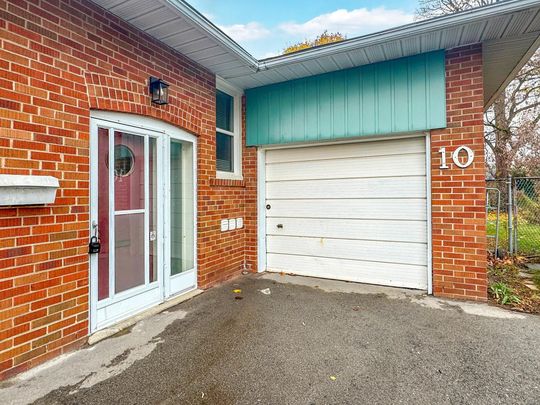 For Lease - 10 Vesper Court Unit# Main, Toronto, Ontario - Photo 1