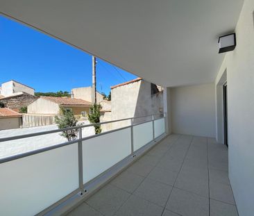Nîmes - T3 - 69.40m² - Photo 2