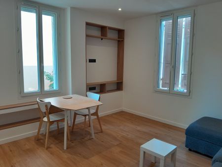 Location Appartement 2 pièces 37m² CRAN GEVRIER 74960 - Photo 2