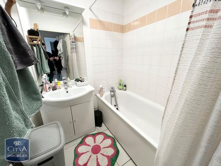 Location Appartement 2 pièces 47m² VALENCIENNES 59300 - Photo 4