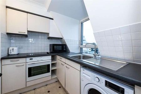 Regents Plaza Apartments, Greville Road, London, NW6 - Photo 4