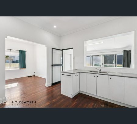175 Cape Street, Tuart Hill, WA 6060 - Photo 4