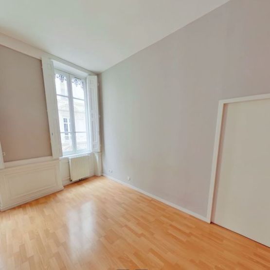 APPARTEMENT T4 A LOUER - Photo 1