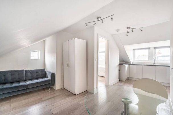 1 bedroom flat to rent - Photo 1