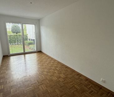 Grand appartement de 3.5 pièces disponible de suite ! - Photo 1