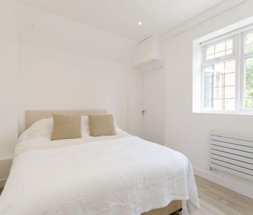 3 bedroom flat to rent - Photo 6