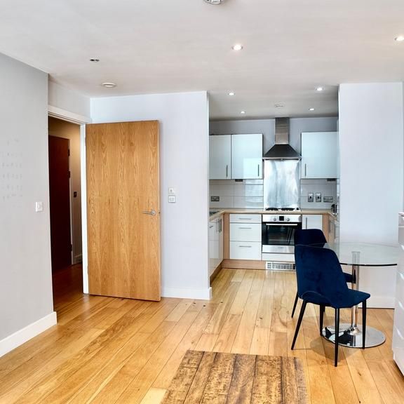 1 bedroom apartment to rent - Photo 1