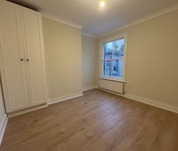 2 Bed Flat, Theydon Street, E17 - Photo 4