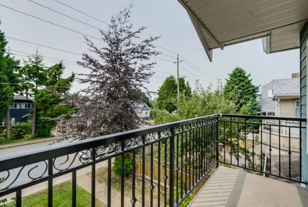 240 East 21 St, North Vancouver - Photo 4