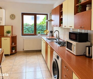 Se inchiriaza apartament cu 3 camere si 2 bai, situat intr-o casa cu - Photo 4