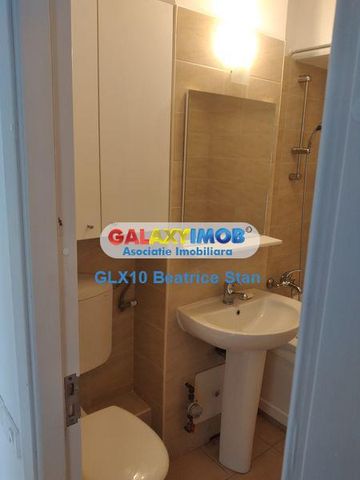 Inchiriere apartament 3 camere nemobilat Ion Mihalache / Banu Manta - Fotografie 3