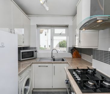 Hook Road, Surbiton - 2 bedrooms Property for lettings - Seymours - Photo 5