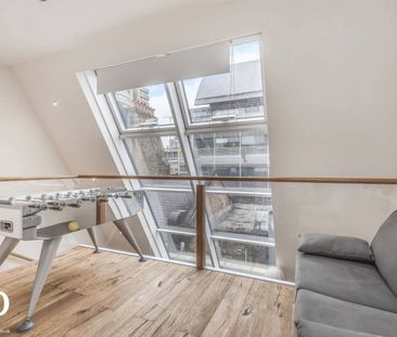 2 Bedroom Flat, Duck Lane - Photo 2