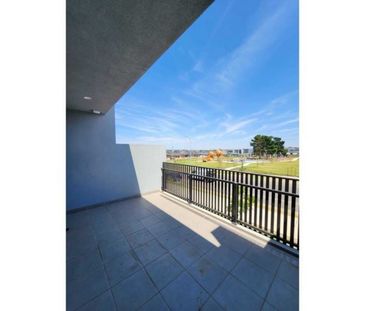 Near New 3 Bedroom Townhouse - Photo 1