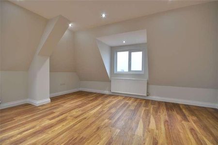 Wood End Lane, Northolt, UB5 - Photo 3