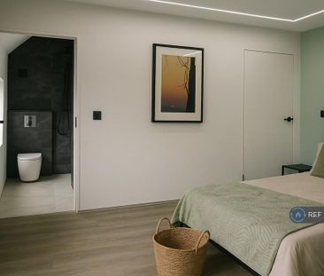 1 bedroom in a house share to rent - Photo 5