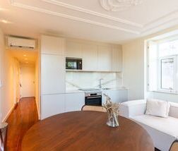 Apartment Renovated 1 bedrooms center Alvalade Lisboa - garden - Photo 6