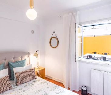 Stylish 2-bedroom apartment, with terrace, for rent in Arroios - Foto 4