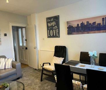 Springfield Road, Guildford, Surrey, GU1 - Photo 2