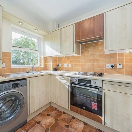 1 bedroom flat to rent - Photo 3