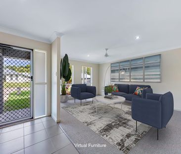 Room for Everyone - Spacious Family Living with a Huge Backyard - Photo 2