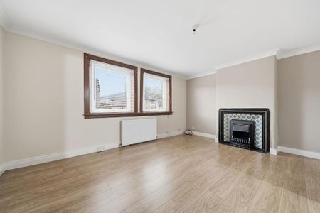 2 bedroom semi-detached bungalow to rent - Photo 3