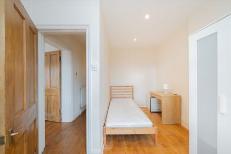 Carlyle Mansions, London, W8, London - Photo 4