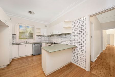 9A Alpha Road, Willoughby - Photo 2