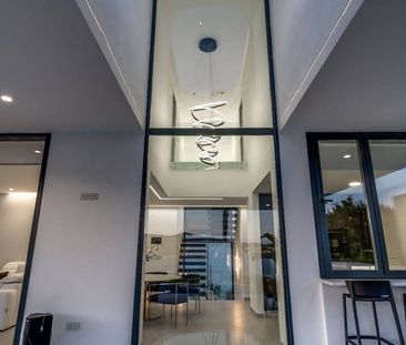 Luxury Villa for rent in Estepona, Spain - Photo 2