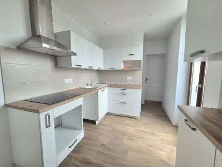 Location Appartement 3 pièces 59 m2 à Le Luc - Photo 4