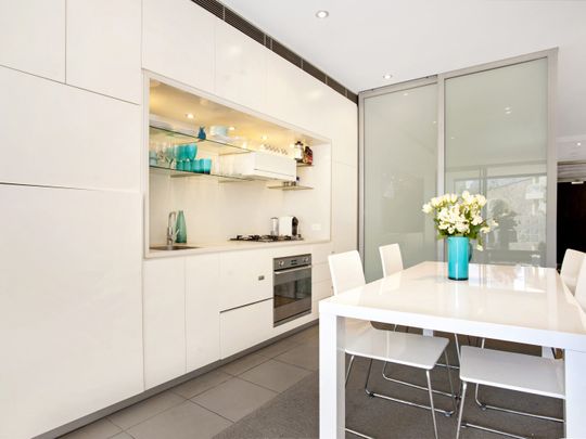 201/76-88 Crown Street, Woolloomooloo NSW 2011 - Apartment For Rent | Domain - Photo 1