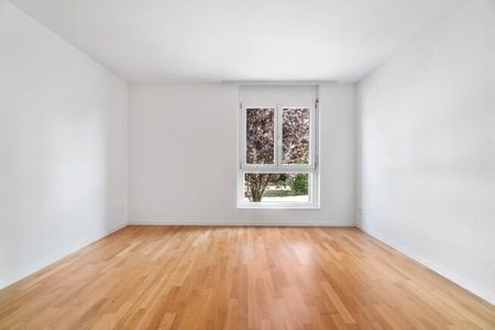 1st free monthly rent 3.5-room apartment in the heart of Busswil - Photo 3