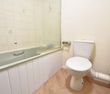 2 bedroom terraced house to rent - Photo 6