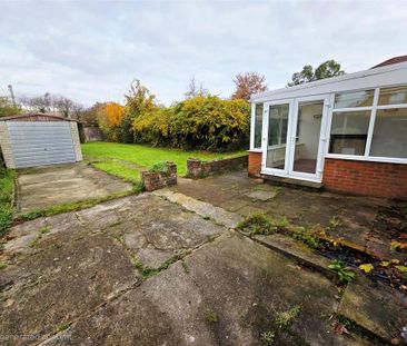 2 bedroom semi-detached house to rent - Photo 4