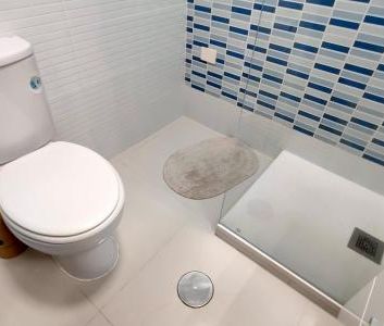A lovely, centrally located and cosy studio flat is available for s... - Photo 5