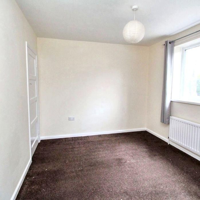 2 bed upper flat to rent in NE5 - Photo 1