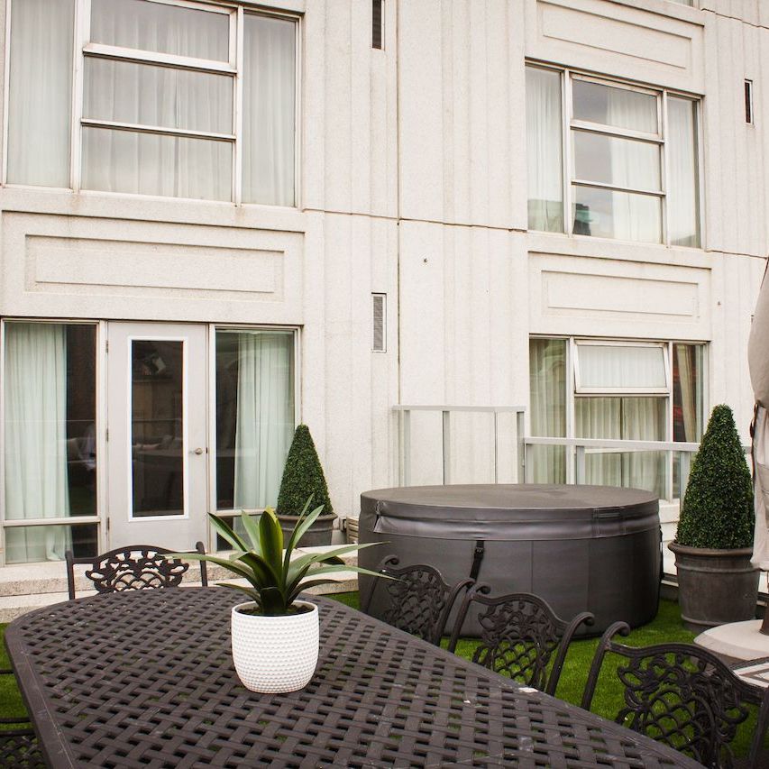 For Lease - 1 King Street Unit# 1809, Toronto, Ontario - Photo 1