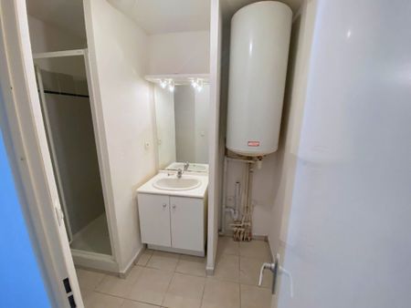 Location Appartement 3 pièces 61m² BEGLES 33130 - Photo 4