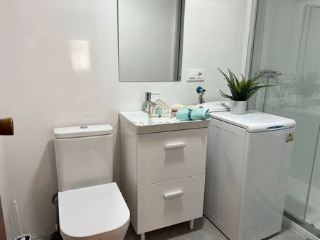 Piso de alquiler en Calle Xabia, Ciutat Universitària - Photo 4