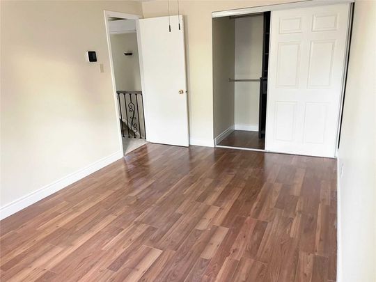 For Lease - 4 Gatsby Square, Brampton, Ontario - Photo 1