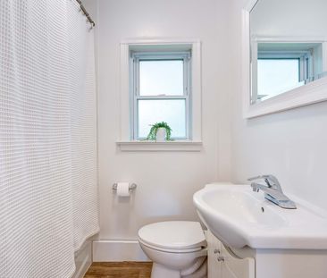 For Lease - 284 Gledhill Avenue Unit# 4, Toronto, Ontario - Photo 2