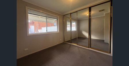 1/126 Rankin Street, Forbes - Photo 3