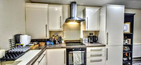 2 bedroom apartment to rent - Photo 4