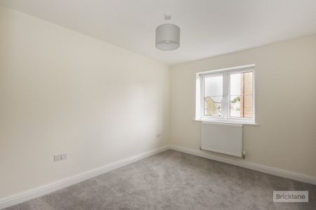 Meadow House Drive, COVENTRY - Photo 4