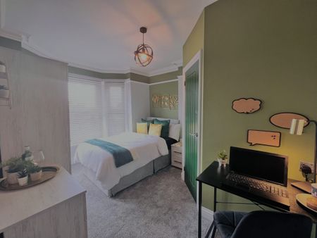 BEDROOM 1- MEDIUM DOUBLE ENSUITE - Photo 2