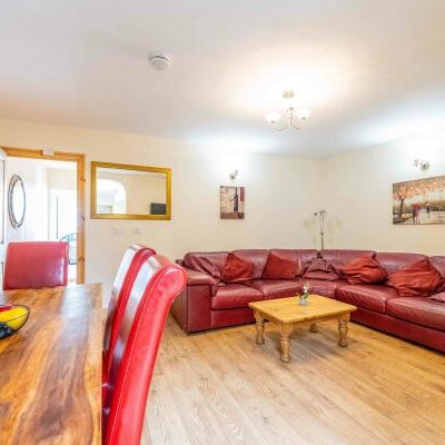 Room 4, 45 Eldon Street - Photo 1