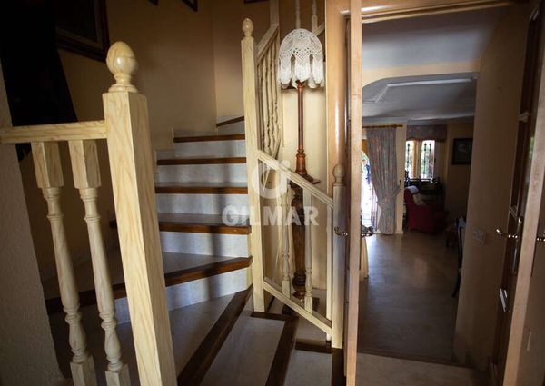 Chalet Adosado en alquiler en Casares – Málaga | Gilmar Consulting